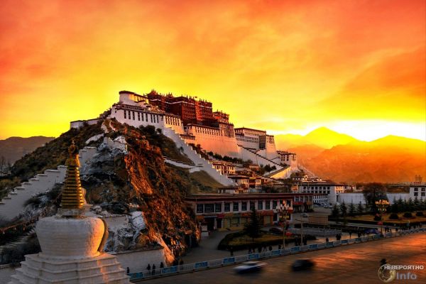Тибет: две стороны медали