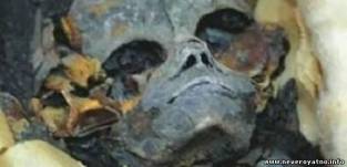 Обнаружена мумия инопланетянина в гробнице