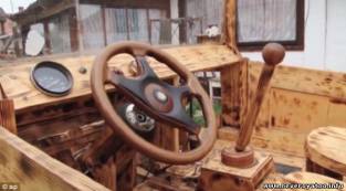 Деревянный автомобиль (видео)