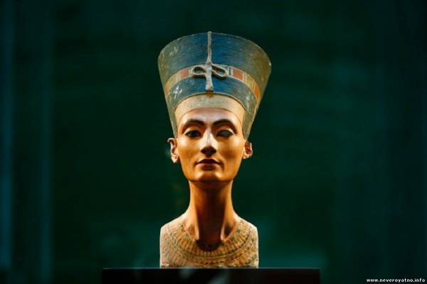 Новое открытие в археологии: могила Нефертити