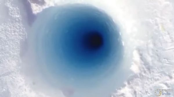 Как выглядит 90-метровая дыра в антарктическом льду (видео)