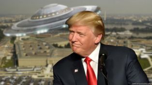 Космические обещания: зачем Трамп заявил о возможности рассекретить сведения об НЛО в Розуэлле