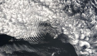 Спутниковые снимки НАСА раскрывают шокирующие доказательства климатической инженерии