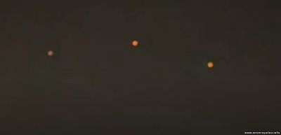 Огненные шары в небе, Филадельфия, Пенсильвания, ноябрь 2021 г.