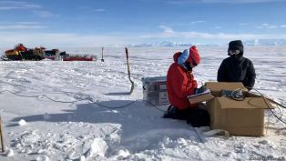 Озера под толщей льда: открытие в Антарктиде